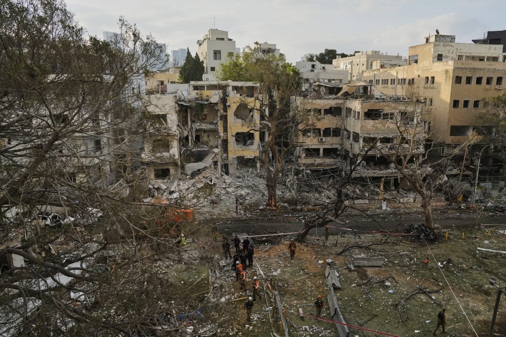 以伊冲突|欧盟主席:以有权自卫但“谈判”是长远最佳解决方案