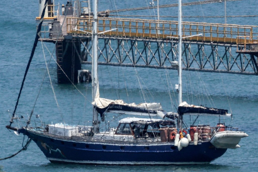 以色列拦截救援船玛德琳号 驱逐船上人员出境