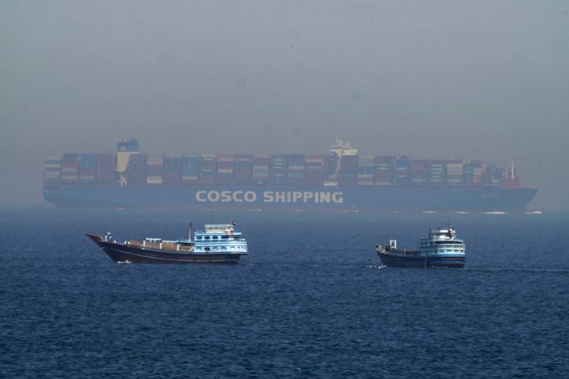 伊以战争|霍尔木兹海峡运费一周升138% 运油船开始绕道