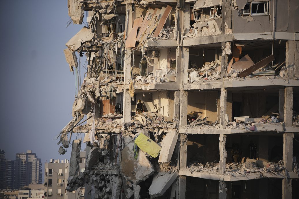 伊朗火力有多强？“烈士”导弹曝光 以色列防空扛得住？