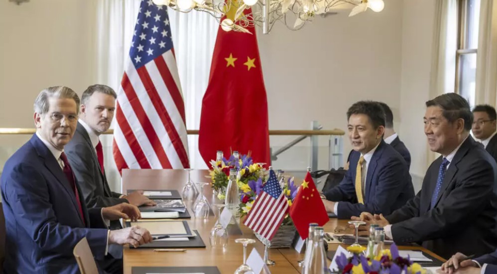 何立峰访英 将出席中美经贸磋商机制首次会议