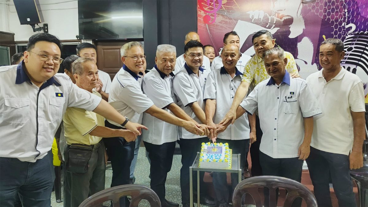 供星洲网/ 廖国赈:如果政府觉得GST是政治包袱,可以换名,而不是使用效率低的SST。