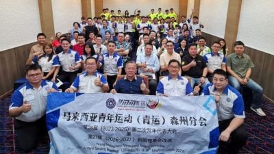 周世扬：青年组织要时刻鞭笞政党，做好要赞，做不好要勇于批评