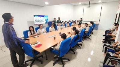勿把政治带入市政厅 钟锦威吁专注服务人民