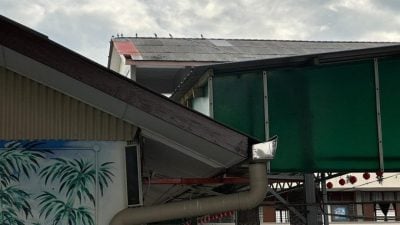 狂风暴雨致万茂华小设施受损  谢琪清拨5千助维修