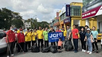 罗白每月大扫除 “行动10”打造清洁社区