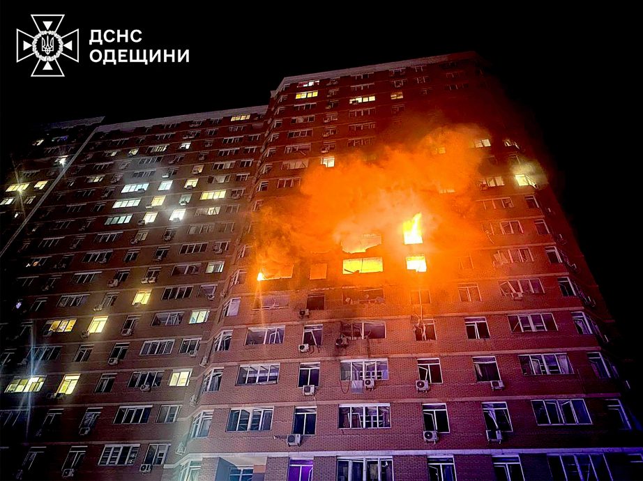 俄477架无人机60枚导弹袭乌规模破记录 波兰战机升空戒备