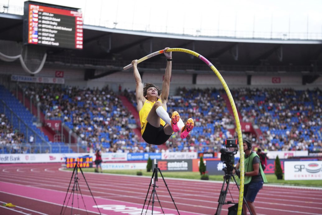 俄斯特拉发田径黄金大奖赛| 无缘10天内2度破世界纪录  杜普兰蒂斯仍所向披靡