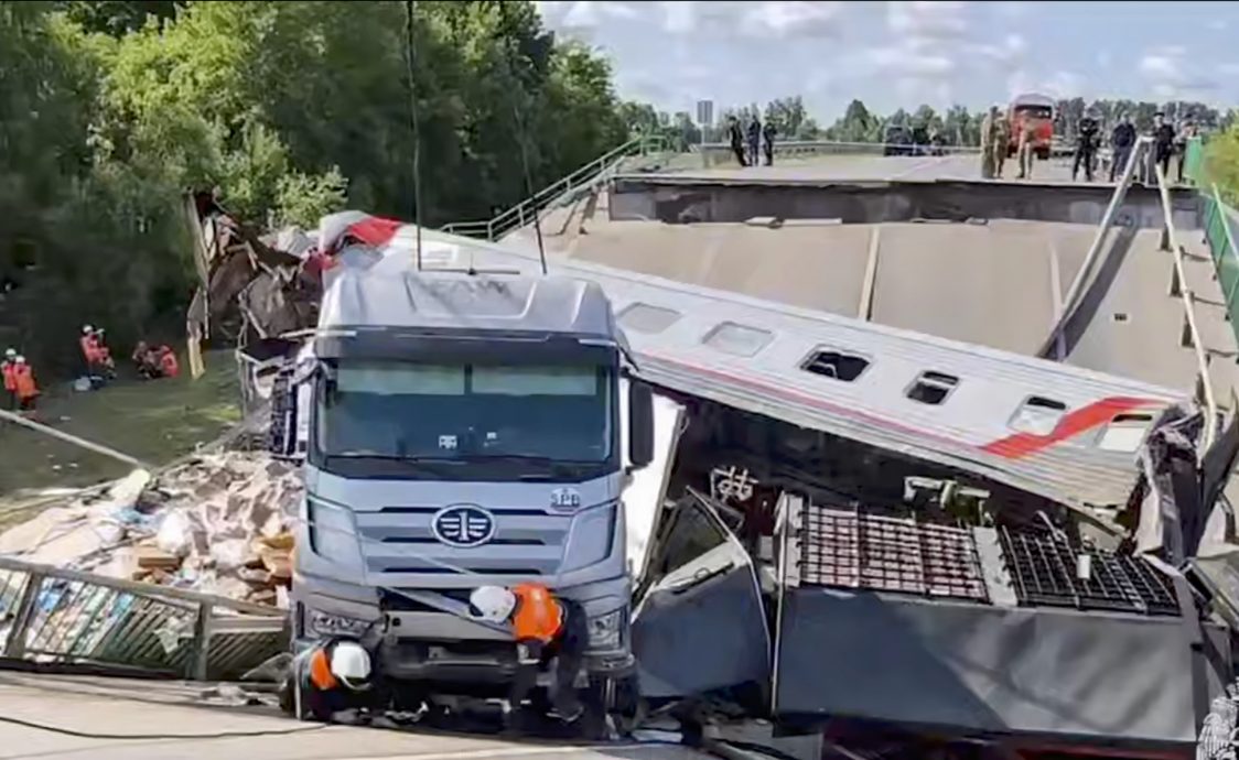 俄第二起桥梁坍塌事件 铁轨遭破坏 未酿伤亡