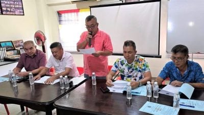 修车业人手不足 森甲汽车修理厂商公会盼政府培训修车技工