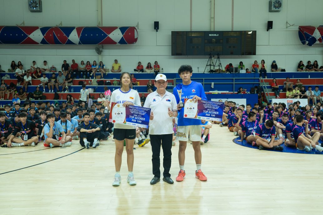 全国17岁及以下篮球赛  雪横扫7座个人奖项成大赢家