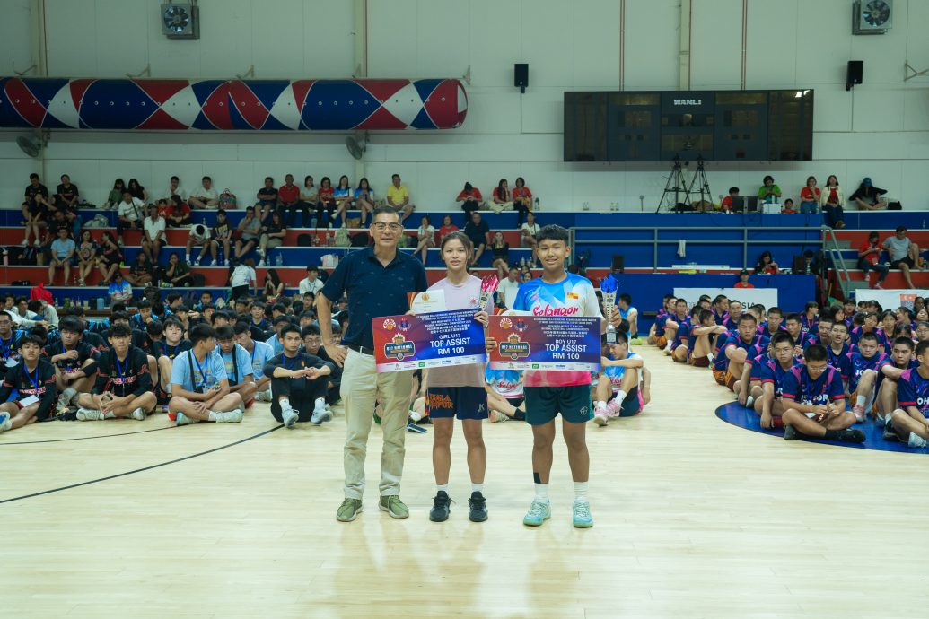 全国17岁及以下篮球赛  雪横扫7座个人奖项成大赢家