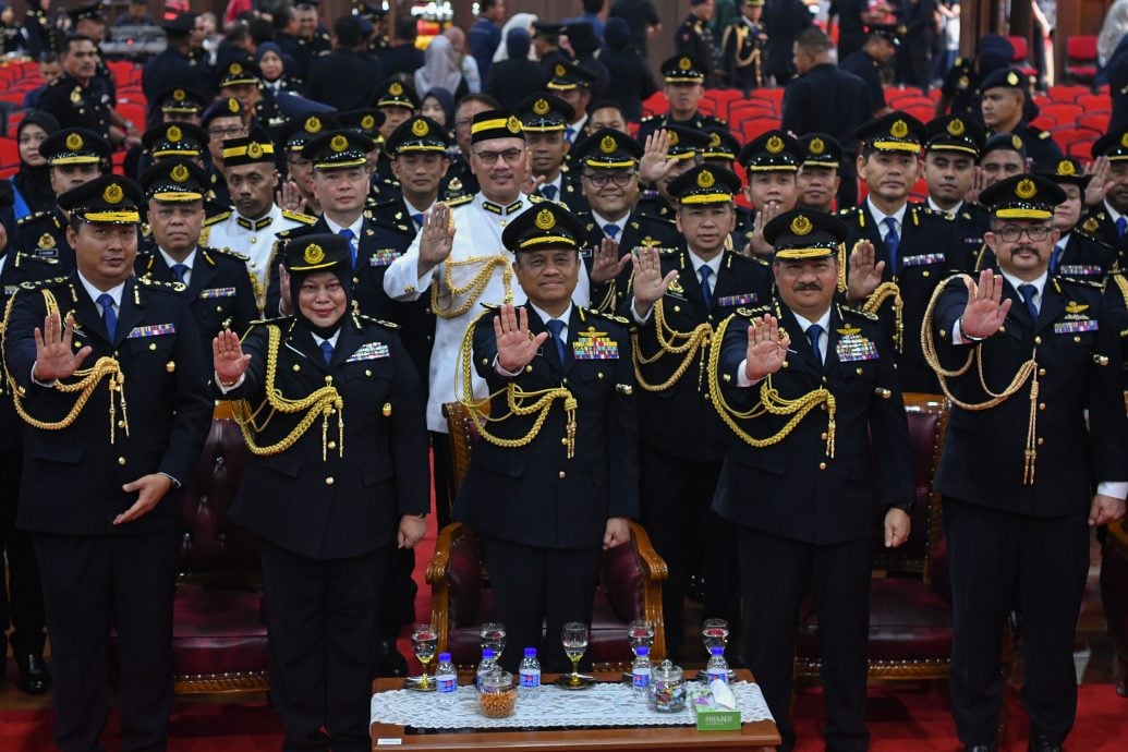 全国(已签):在陆路交通局开展的“特别检查与安全审计行动”中,受稽查的133家罗里运输及巴士公司中,有85家被发现违规。