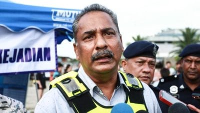 快艇翻覆3死2失踪案 | 警方：快艇维修后试航 首次正常 第二次翻覆