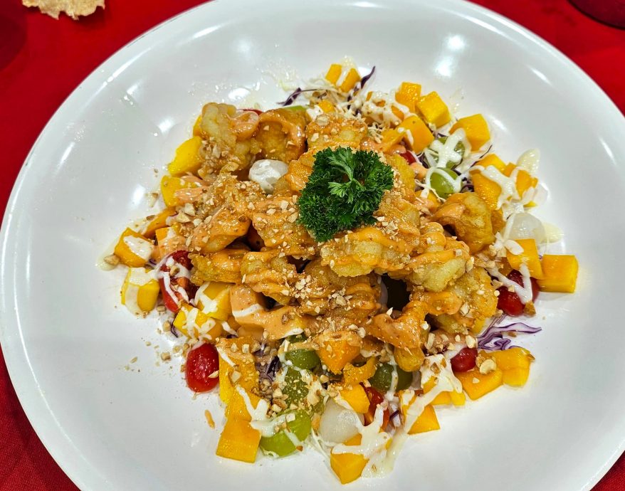 暖势力 | 霹4独中学生当一日“小厨师” 为宾客献佳肴 体验做饭的不易