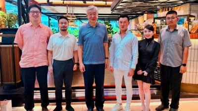 周正义晤卢成全  探讨马中青年交流合作
