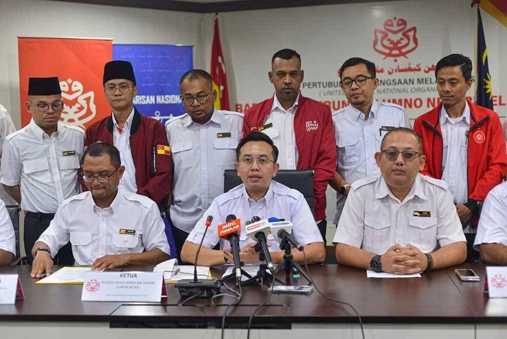 全国/雪巫青开炮促赛夫鲁辞部长