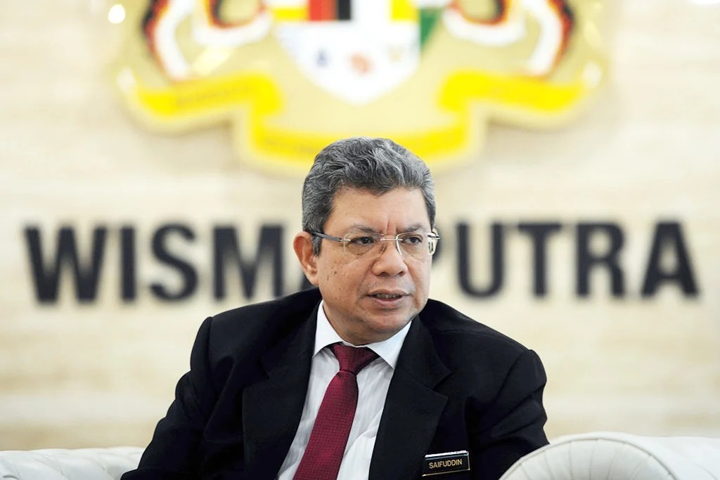 全国(已签发):土团赛富丁指人民被“三重经济病”压得喘不过气