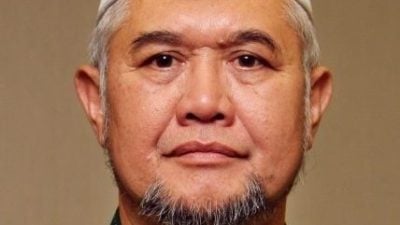 拉兹曼：政治环境不容批评  “被画小丑是贬低民声”