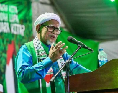 全国：伊斯兰党署理主席拿督斯里端依布拉欣否认丹斯里哈迪阿旺将卸任党主席的传言，并驳斥本地一家报章的相关报导为毫无根据的揣测。