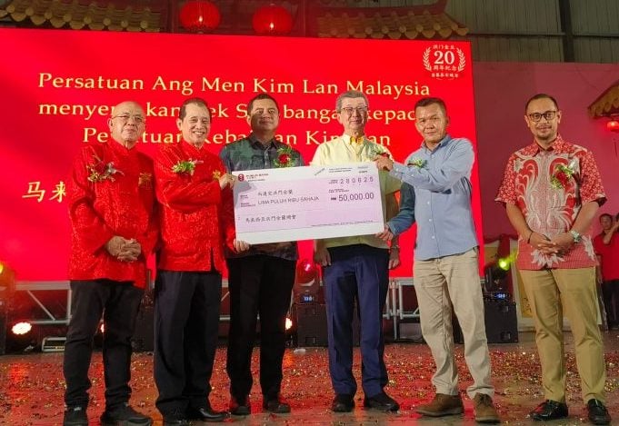 全国：吴思亿：洪门文化馆祠堂工程完成，1118进主安座