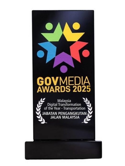 全国:大马陆交局获2025年GovMedia Awards“年度交通数位转型奖”