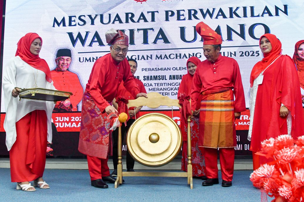 全国:(已签发)巫统最高理事拿督斯里三苏安努亚表示,巫统需要塑造全新的正面形象,以在第17届沙巴州选举中争取选民,特别是年轻一代的支持。