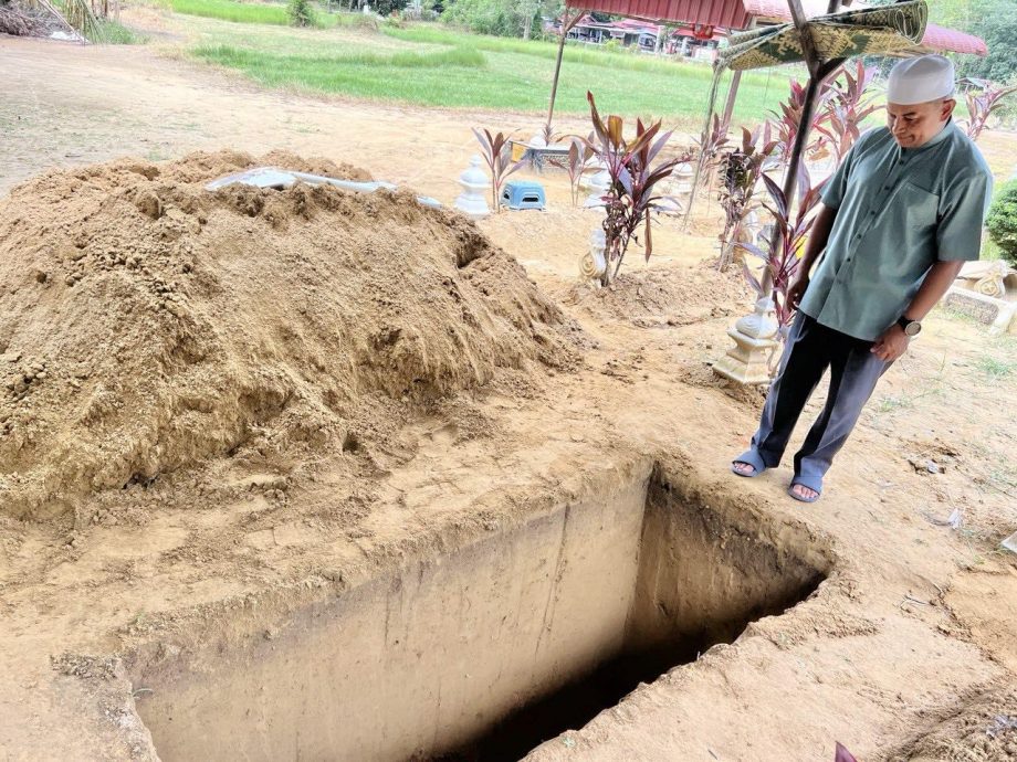 全国:UPSI车祸:4名来自勿述县查比区(Jabi)的UPSI学生在宜力发生的巴士车祸中遇难。