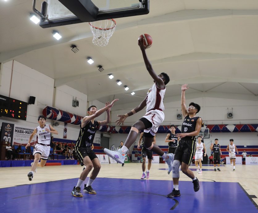 全国U17篮球赛|净胜纳闽99分  雪男连2场破百分擒敌