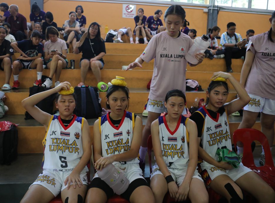 全国U17篮球赛|叫板卫冕冠军雪女  隆（柔）槟2连胜开局