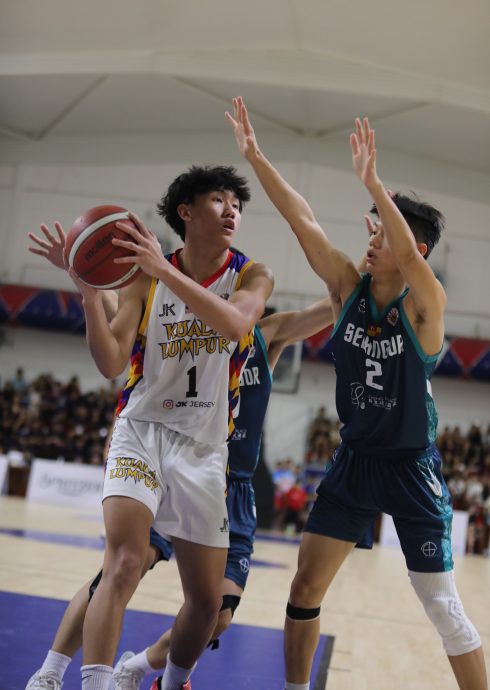 全国U17篮球赛|成改制后包揽男女冠军第一队  雪兄妹缔造历史