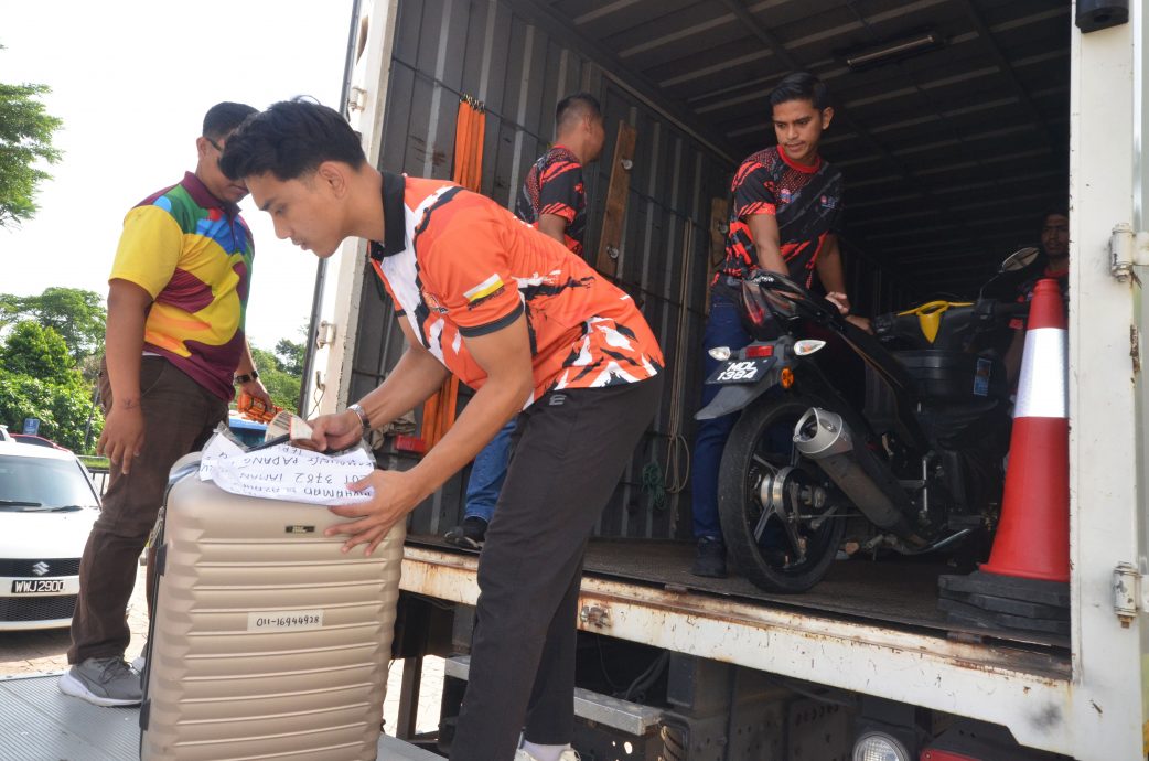 全:已签发/UPSI协助送还遇难学生遗物返乡