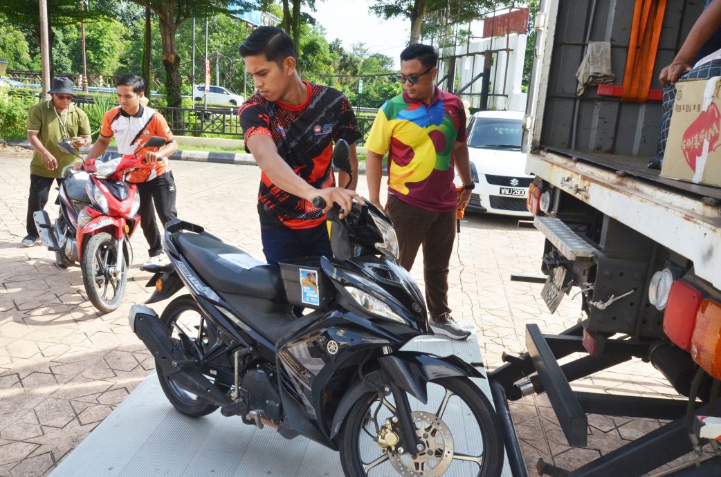 全:已签发/UPSI协助送还遇难学生遗物返乡