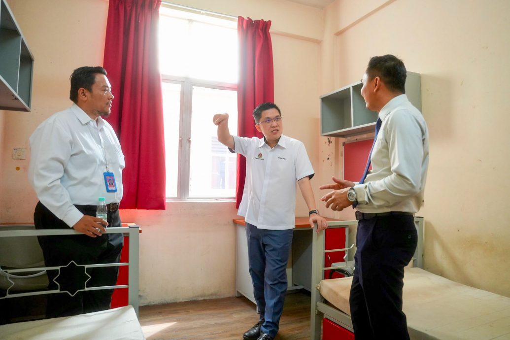 公立大学中六课程开跑 黄家和:助学生无缝衔接大专生活