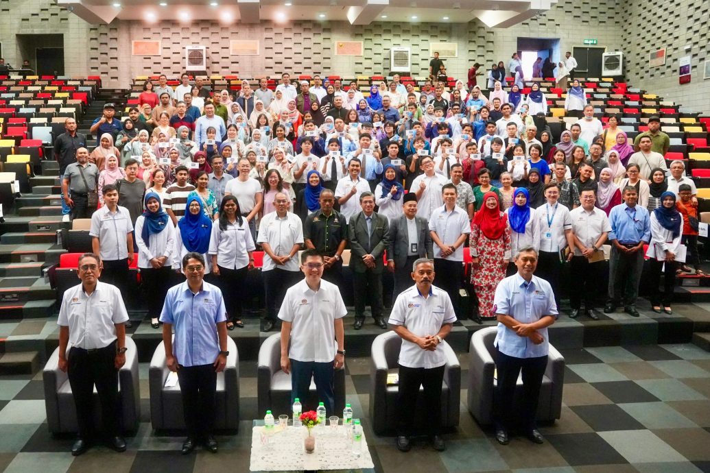 公立大学中六课程开跑 黄家和:助学生无缝衔接大专生活