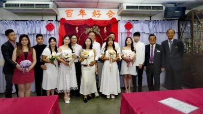 六六大顺喜庆日 怡保精武6对新人完婚