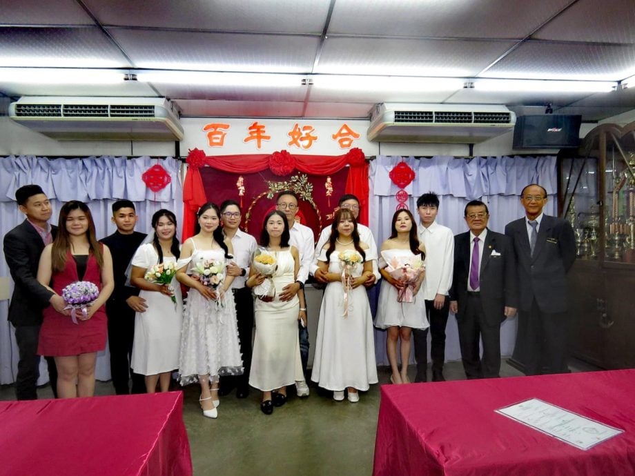 六六大顺喜庆日 怡保精武6对新人完婚