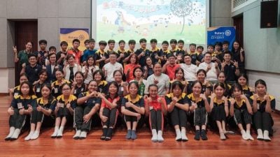 关丹华扬扶轮社与彭佛青联办  逾50青少年参与领袖培训营