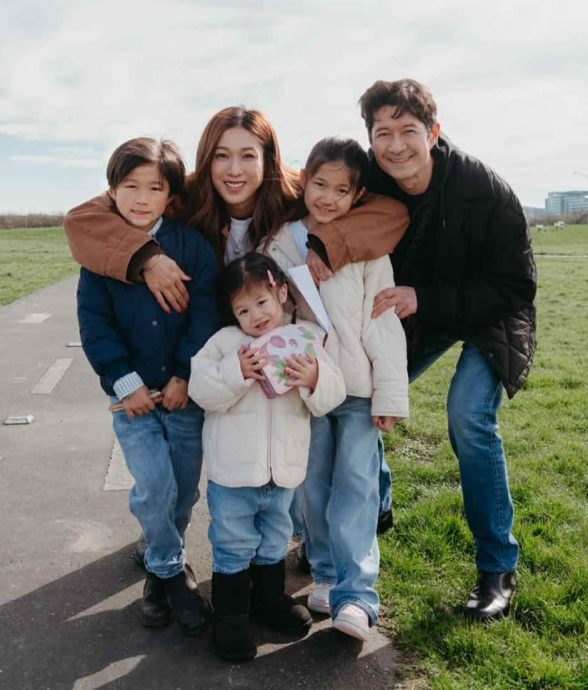 分享“回加”看儿女照片 锺嘉欣自嘲在家零个人空间