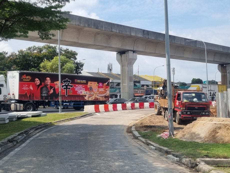 分阶段封路提升排水系统  梳邦市厅促驾驶者用替代路线