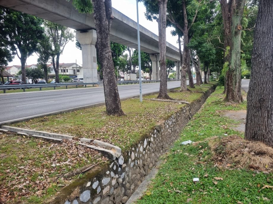 分阶段封路提升排水系统 梳邦市厅促驾驶者用替代路线
