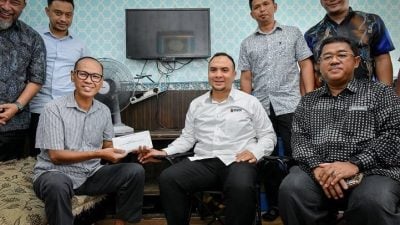 前保镖患糖尿病左手脱臼  安华提供援助表关怀