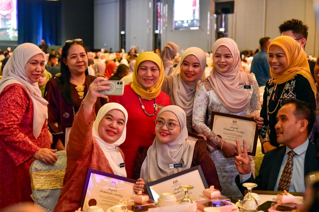 南希:服务人民须以诚为本