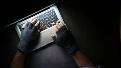 人蛇集团社媒打广告找生意 警方：与MCMC合作商对策