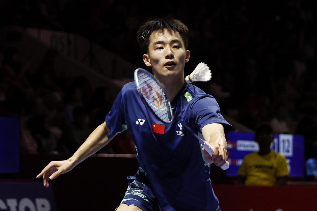 印尼羽球超级1000赛|梁峻豪不敌李诗沣 马单打全出局 石宇奇8强内战王正行