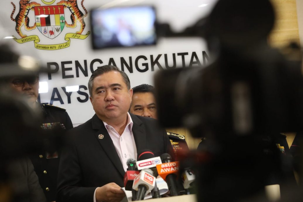 即时国内∕交长呼吁拍视频举报违规罗里长巴 但要有具体证据