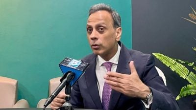 美收紧国际学生签 杰沙马：英准备招收更多大马生