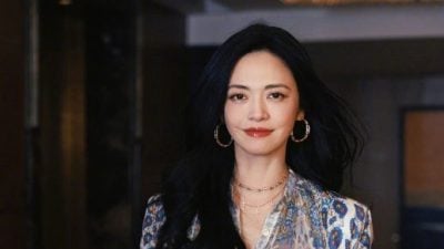 去年买还被笑丑！　姚晨手持全球爆红限量版Labubu