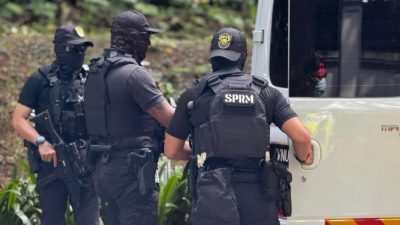 反贪战术小队首搜查住宅  丹斯里密室藏枪弹