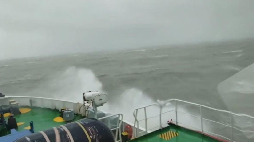 受台风“蝴蝶”影响 广西陆川发生体滑坡